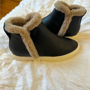 Birdies. The Falcon Black Leather Faux Fur. Size 5 US women’s shoes. Never worn.
